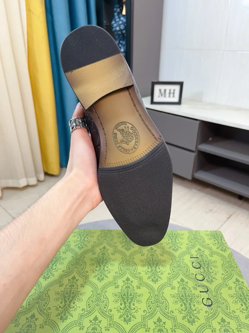 Men's shoes 💰500🌹🌹【GUCCI】The most popular classic Gucci leather shoes. Synchronized with the official website, the upper is made of Italian first-layer cowhide ➕cowhide lining, with unique brand and unique craftsmanship. Highlighting the hot style of the new year. Stop hesitating, stop wandering, get it now. Number: 38--44